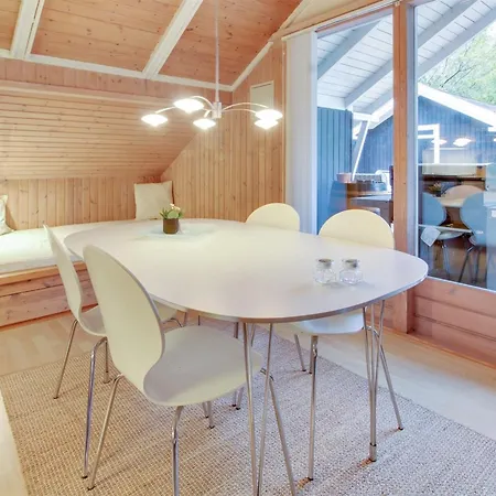 Anttoni - 50km From The Sea By Interhome Nyaraló Ansager